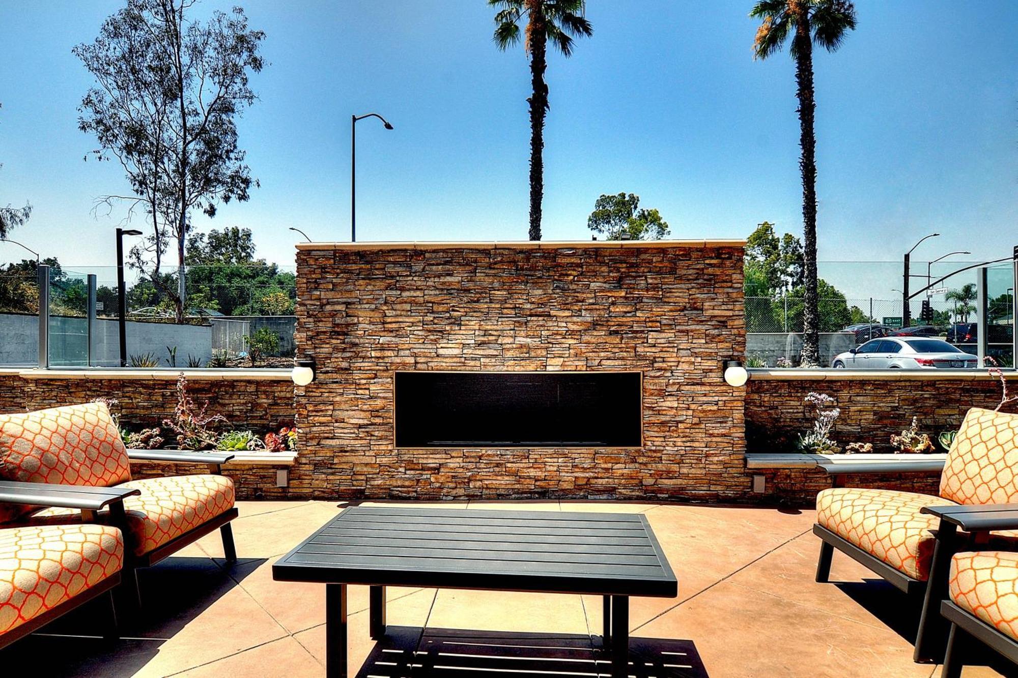 Fairfield Inn & Suites By Marriott Los Angeles Роузмід Екстер'єр фото