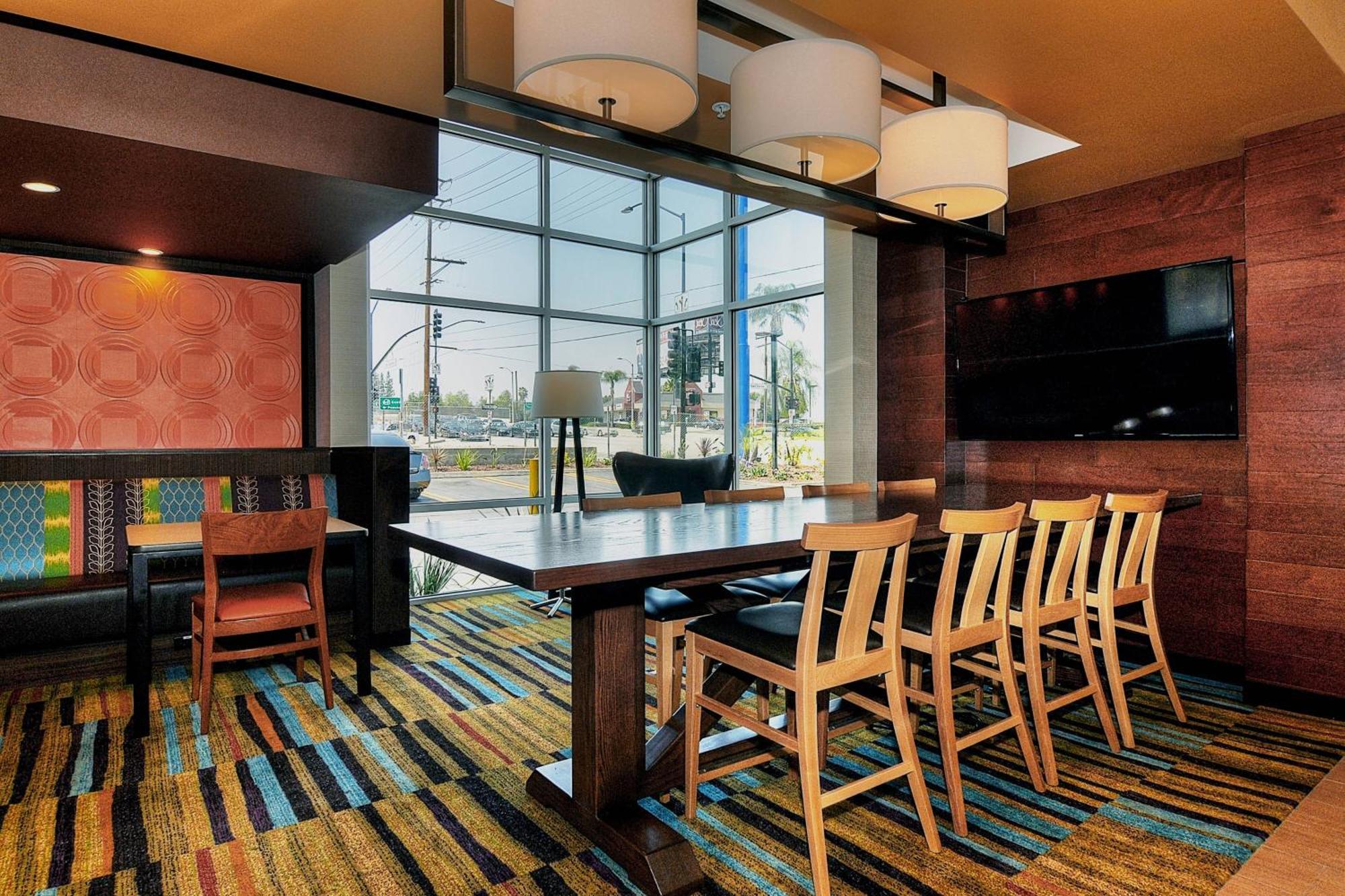 Fairfield Inn & Suites By Marriott Los Angeles Роузмід Екстер'єр фото